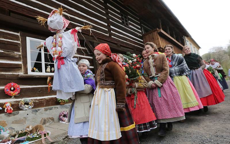 V sobotu a v neděli přišly stovky návštěvníků na tradiční Velikonoční jarmark v Zubrnicích.