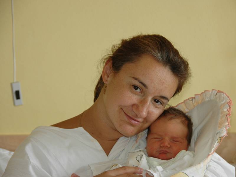 Kateřina Vaníčková, porodila v ústecké porodnici dne 15. 5. 2012 (7.05) dceru Zuzanu (52 cm, 3,9 kg). 