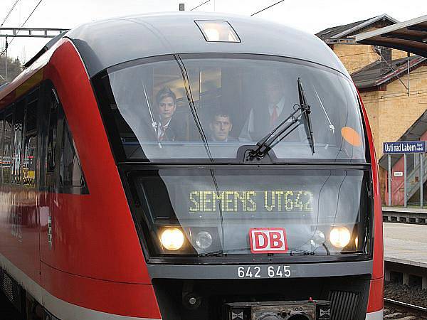 Nové jednotky Siemens Desiro nabídnou oproti současným vlakům poměrně luxus. Odhlučněný interiér jednotek a klimatizace jsou jen kapkou v moři výhod.