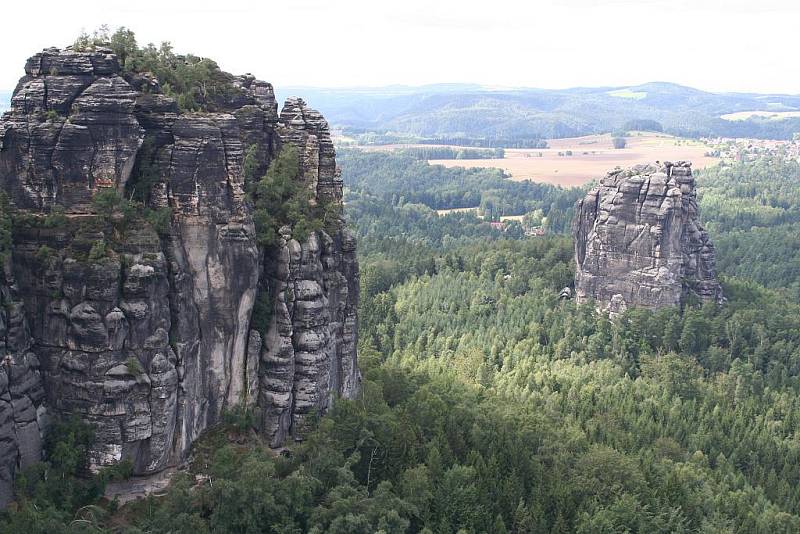 Schrammsteine: proklatě drsná nádhera divokých stěn.