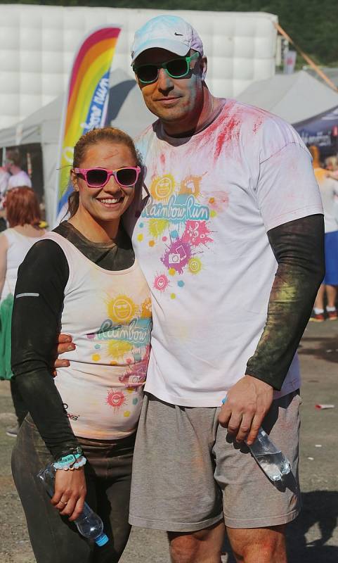 Za zábavou a za sportem dorazilo v v Ústí nad Labem na Rainbow run 2017 několik stovek návštěvníků.