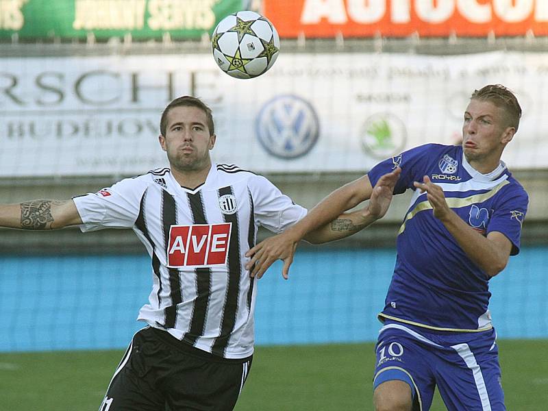 Hráči ústecké Army se na půdě Českých Budějovic postarali o pořádný poprask, když exligový tým senzačně pokořili 2:0.