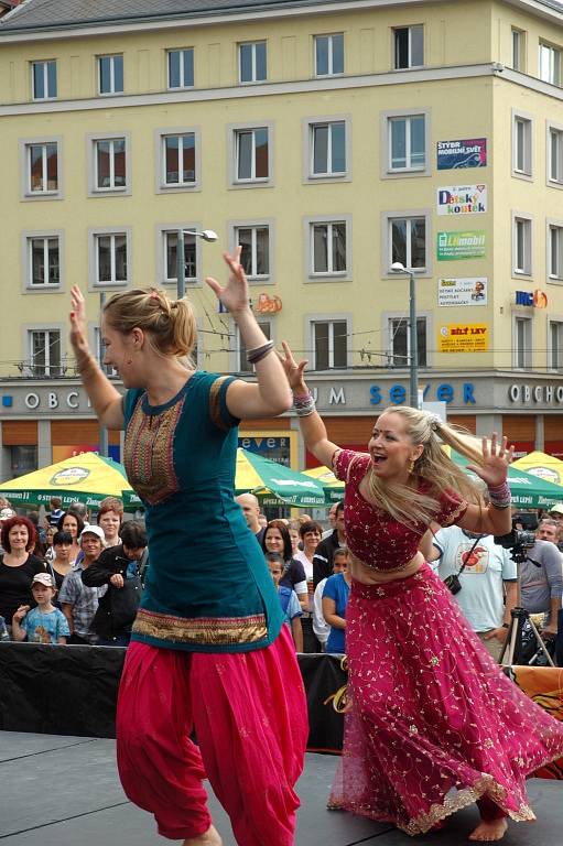 Bollywood dance show (Indie, CZ).