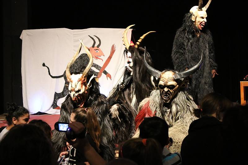 Krampusáci v Ústí nad Labem.