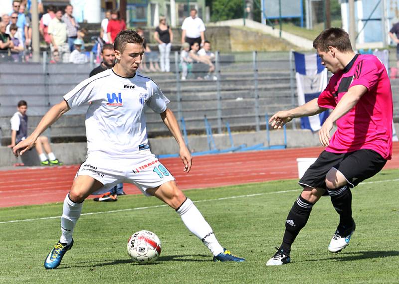 Fotbalisté Army porazili v domácím prostředí Znojmo 1:0 gólem kanonýra Veverky.