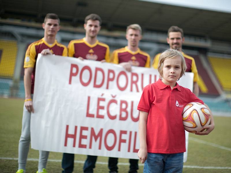 Letošní ročník této charitativní kampaně se rozhodl podpořit též FK Dukla Praha.