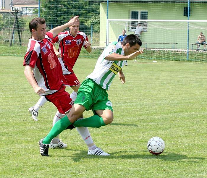 Na hřišti v obci Hrobce na Litoměřicku hostili fotbalisté FK Ústí nad Labem tým z Bohemians Praha.