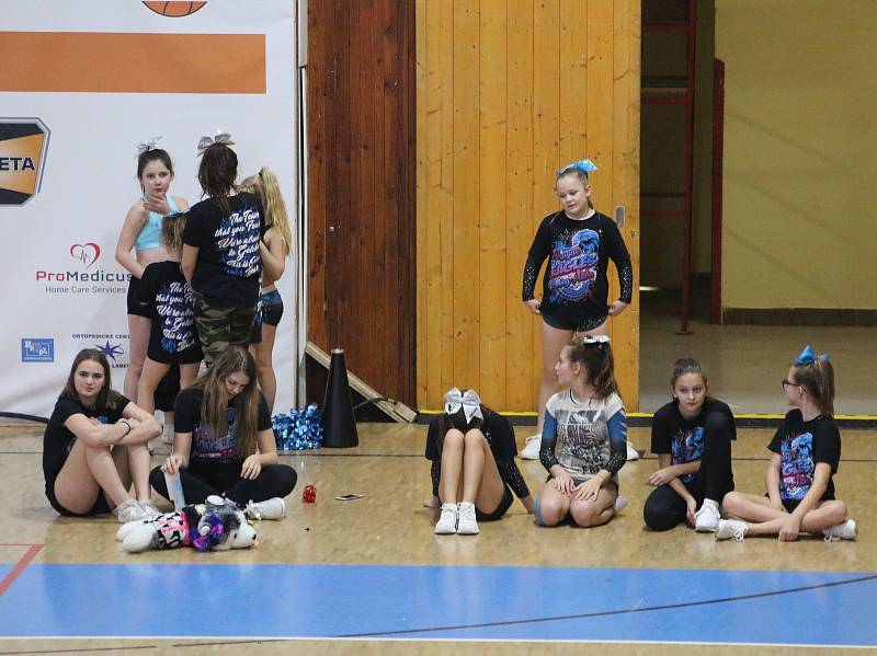 Basta Cheer Cup 2017 ve Sportcentru Sluneta.