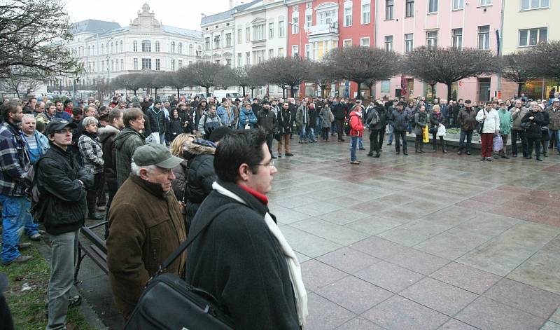 Demonstrace proti komunistům