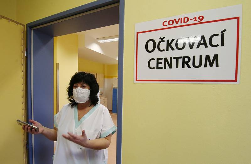 První očkování vakcínou proti covidu-19 v ústecké Masarykově nemocnici