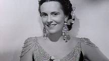 Pestré, divácky vděčné role zpívala Jarmila Novotná (1907 - 1994).