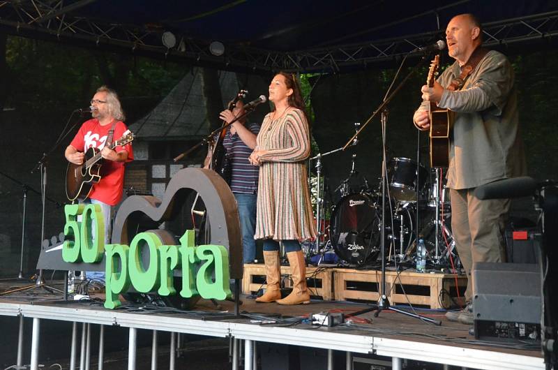 Půlstoletí o víkendu slavil legendární český hudební festival Porta.