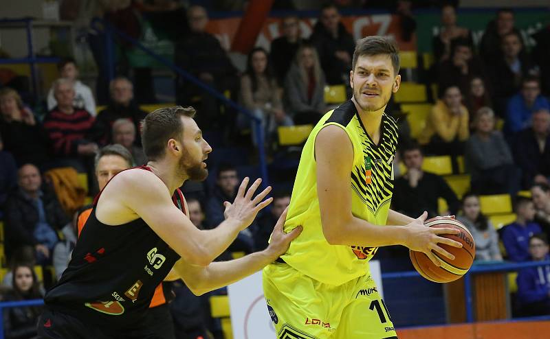 SLUNETA Ústí - Nymburk, KNBL 2019/2020. Dalibor Fait