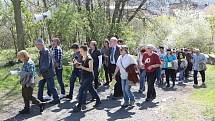 Představitelé církve v Ústí nad Labem odpoledne vystoupili na Mariánskou skálu.