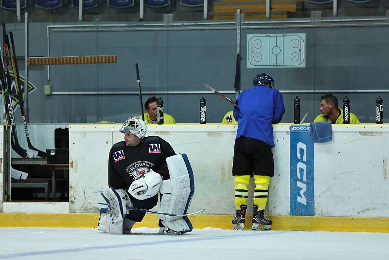 HC Slovan Ústí nad Labem, letní příprava 2022, první trénink na ledě