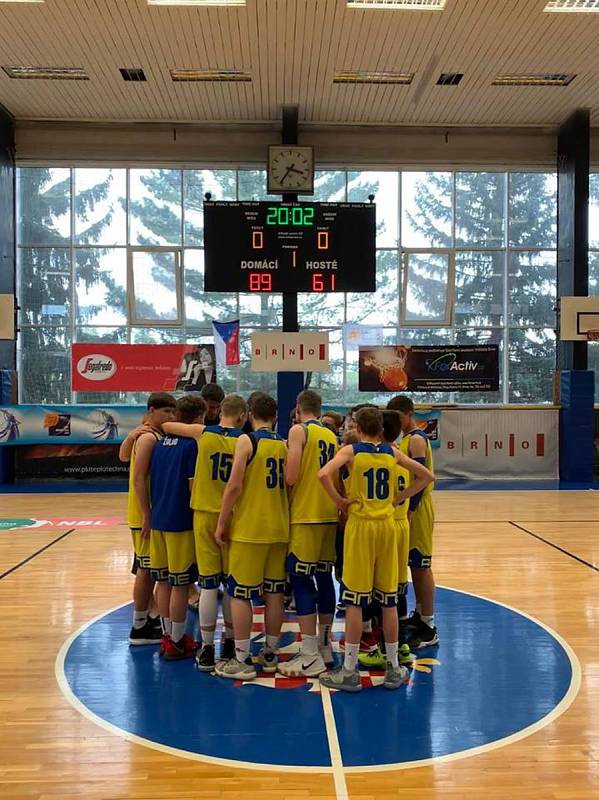 Basketbalisté ústecké Slunety skončili stříbrní na mistrovství ČR U14 v Brně. Foto: Sluneta Ústí/Martin Wagner