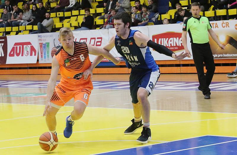 Basketbalový zápas Ústí a Kolín, předkolo play-off 2018/2019