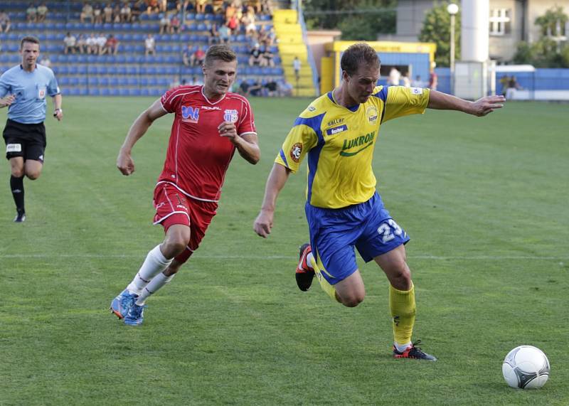 Ústečtí fotbalisté (červení) remizovali na půdě Zlína 0:0.