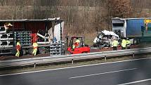 Tragická nehoda na dálnici D8