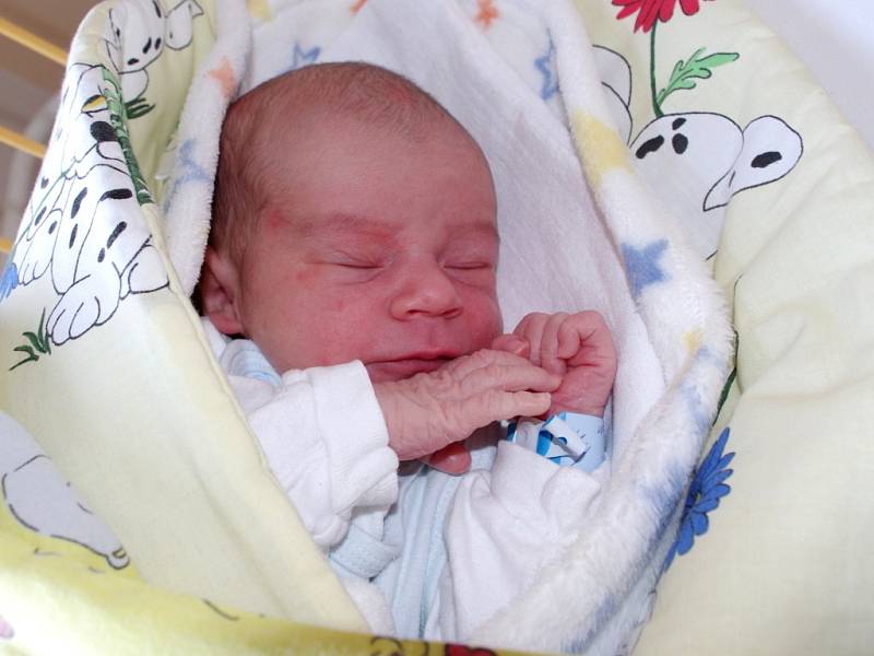 Petr Vacek se narodil v ústecké porodnici dne 23. 3. 2014 (23.39) mamince Markétě Blažkové, měřil 54 cm, vážil 3,4 kg.