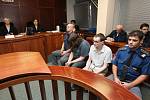Dva bývalé skautské vedoucí z Ústí v pátek krajský soud odsoudil k desetiletému vězení.