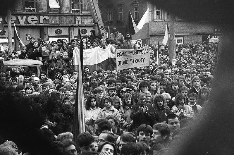 Listopad 1989 v Ústí nad Labem, generální stávka.