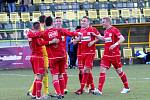 Ústečtí fotbalisté (červení) zvítězili na půdě HFK Olomouc 3:1.