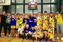 Basketbalové derby mezi Slunetou Ústí nad Labem a Děčínem v extralize žáků U14 skončilo vítězstvím domácích 76:60.