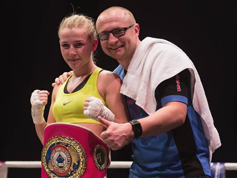 Boxerky Fabiana Bytyqi a Lucie Sedláčková získaly v Praze evropské pásy.