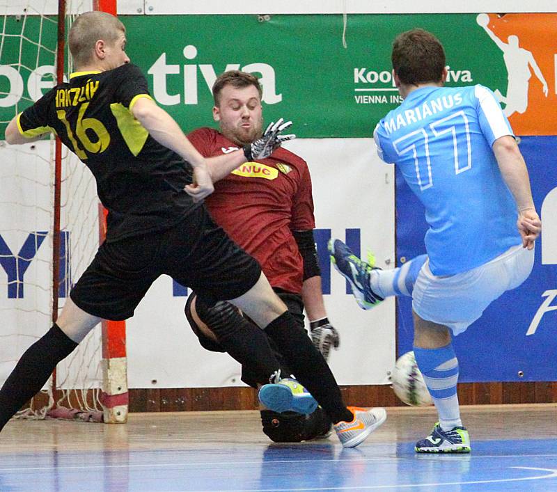 Futsalová 2. liga, Rapid Ústí - Interobal Plzeň B 5:5 (3:3)