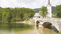 Bohinjské jezero je vstupní branou do Triglavského parku.