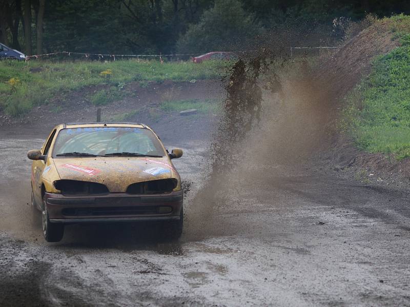 Foto ze sobotního kola AutopointCup na závodišti v Chabařovicích