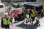 Demonstrace proti zrušení nemocnice v Rumburku před Krajským úřadem v Ústí nad Labem.