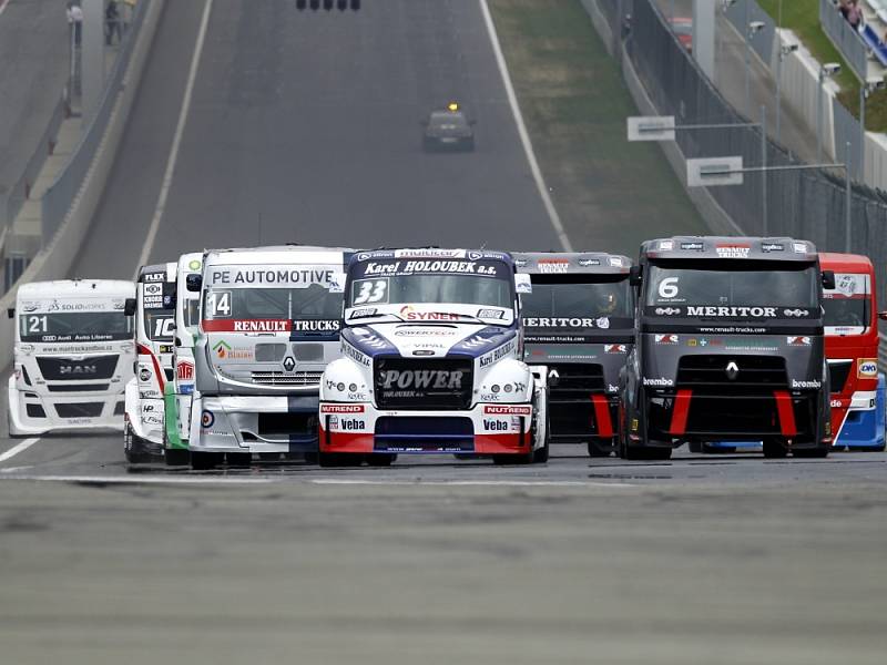 David Vršecký s Buggyrou vyhrál nedělní závod s handicapem na rakouském okruhu Red Bull Ring.