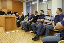 Obžalovaní Litevci u soudu v Ústí nad Labem. Archivní foto