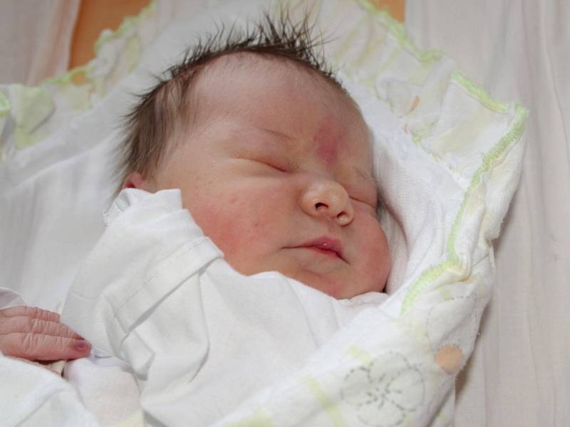 Karolína Polidarová se narodila v ústecké porodnici dne 26. 3. 2014 (4.15) mamince Miluši Polidarové, měřila 51 cm, vážila 3,75 kg.