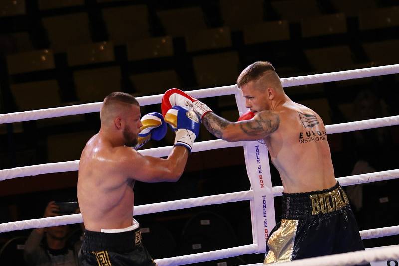 Mezinárodní galavečer Tohle je box IV. nadchl fanoušky i aktéry samotné.