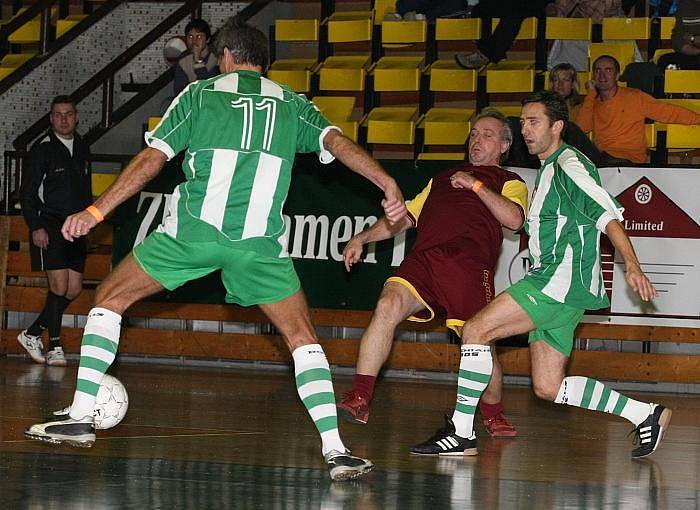 Druhý ročník fotbalového halového turnaje Old Boys Cup 2009 v Ústí nad Labem.