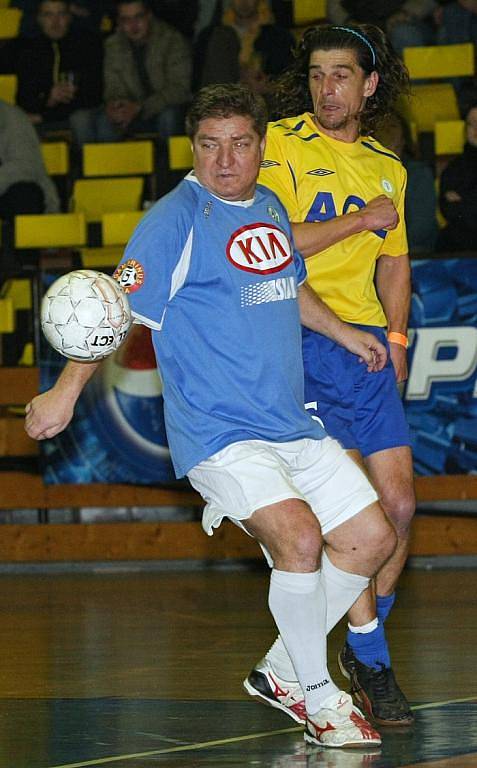 Druhý ročník fotbalového halového turnaje Old Boys Cup 2009 v Ústí nad Labem.