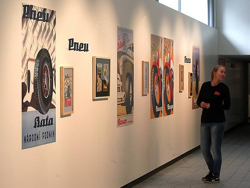 Výstava Zdeněk Hybler Baťovský plakát krajská galerie výtvarného umění ve Zlíně.