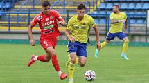 Fotbalisté Zlína (žluté dresy) v posledním přípravném zápase jen remizovali s brněnskou Zbrojovkou 1:1.