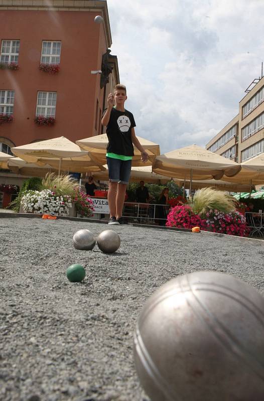 Zlín Pétanque Open 2014 na náměstí Míru ve Zlíně.