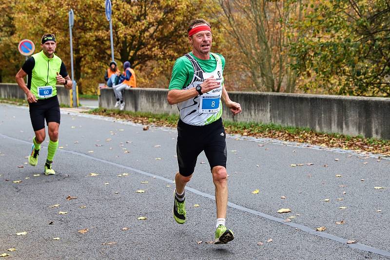 Atleti z TJ Jiskra Otrokovice ve spolupráci s rodinou Podmolíkových, kamarády a přáteli, v sobotu uspořádali 22. ročník Otrokovického půlmaratonu. Ten byl také Mistrovstvím Moravy a Slezska v půlmaratonu mužů a žen. Foto: pro Deník/Milan Mikšík