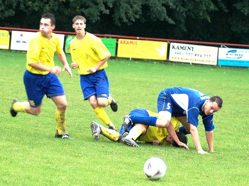 I. A třída: Juřinka (žlutí) - Lukov 2:0 (2:0) 