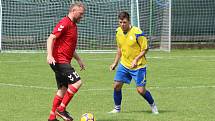 Fotbalisté Příluk ve svém druhém domácím zápase I. B třídy skupiny A nezvládli první poločas duelu s rezervou Brumov a prohráli 1:3.