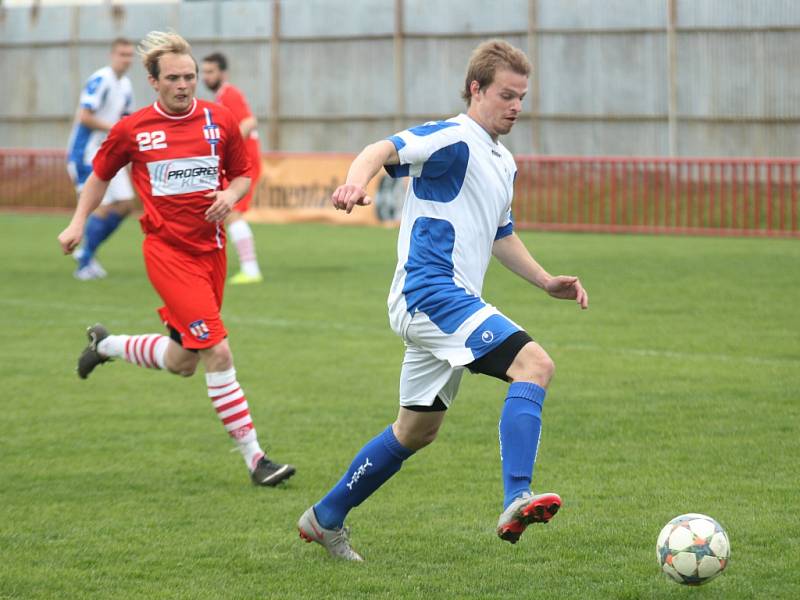 MSFL: Viktoria Otrokovice (v modrobílém) - Líšeň 