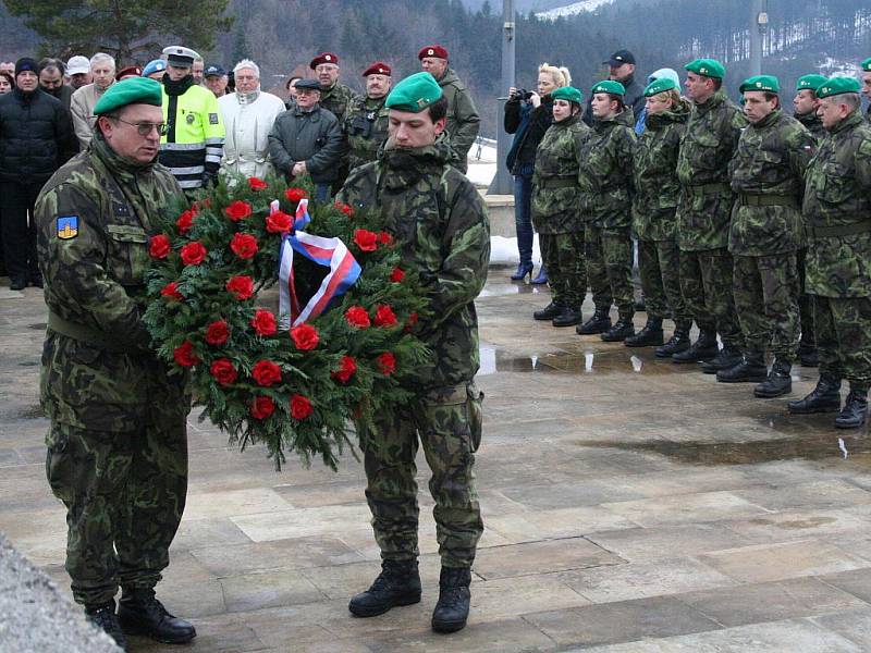 Vojenští záložáci ze zlínské základny mají 26. – 28. února 2010 vojenské cvičení ve Vizovických vrších.