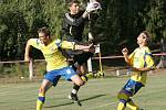 Ondrášovka Cup: Rousínov - Tescoma Zlín 0:3 (0:1), na snímku Josef Lukaštík, Petr Švéda, Libor Žůrek. 