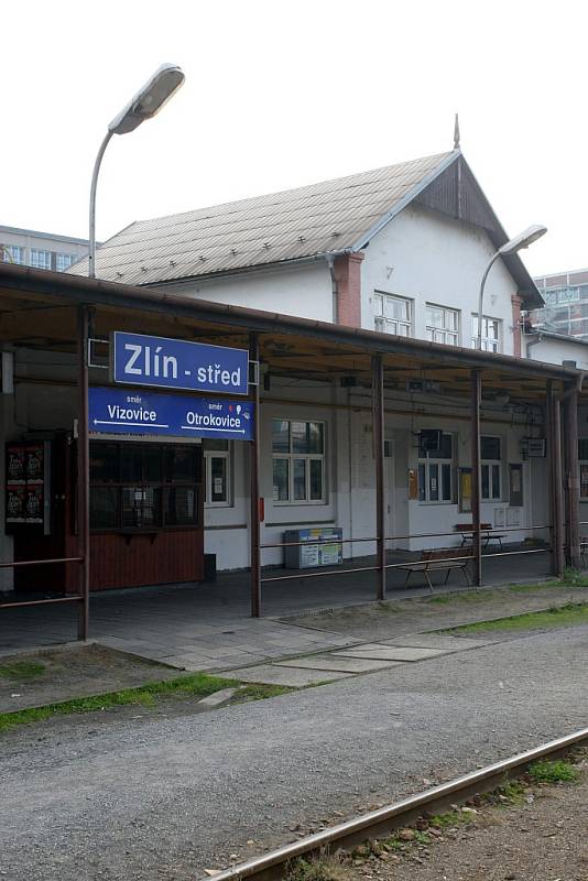 Budova vlakového nádraží ve Zlíně