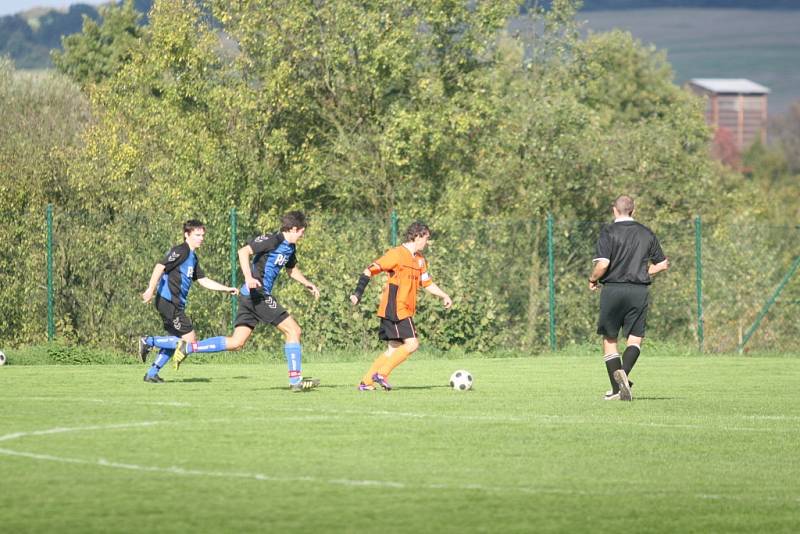 Fotbal OP: Lípa (oranžoví) - Louky